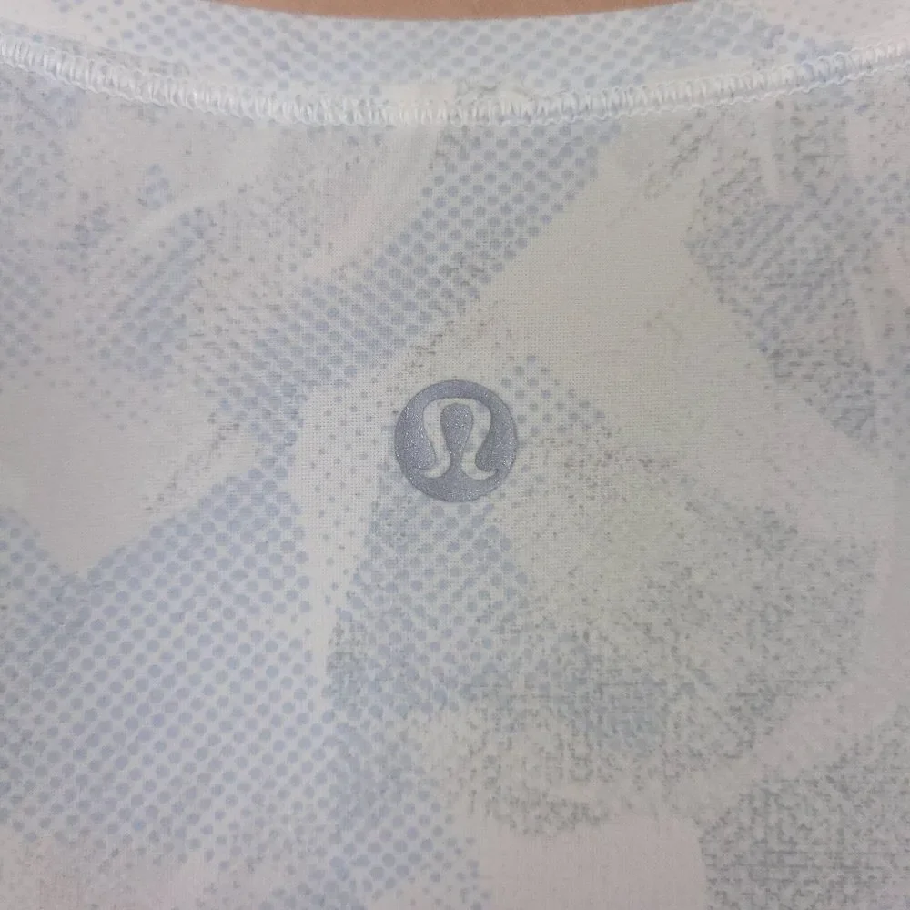 lululemon athletica excellent preowned